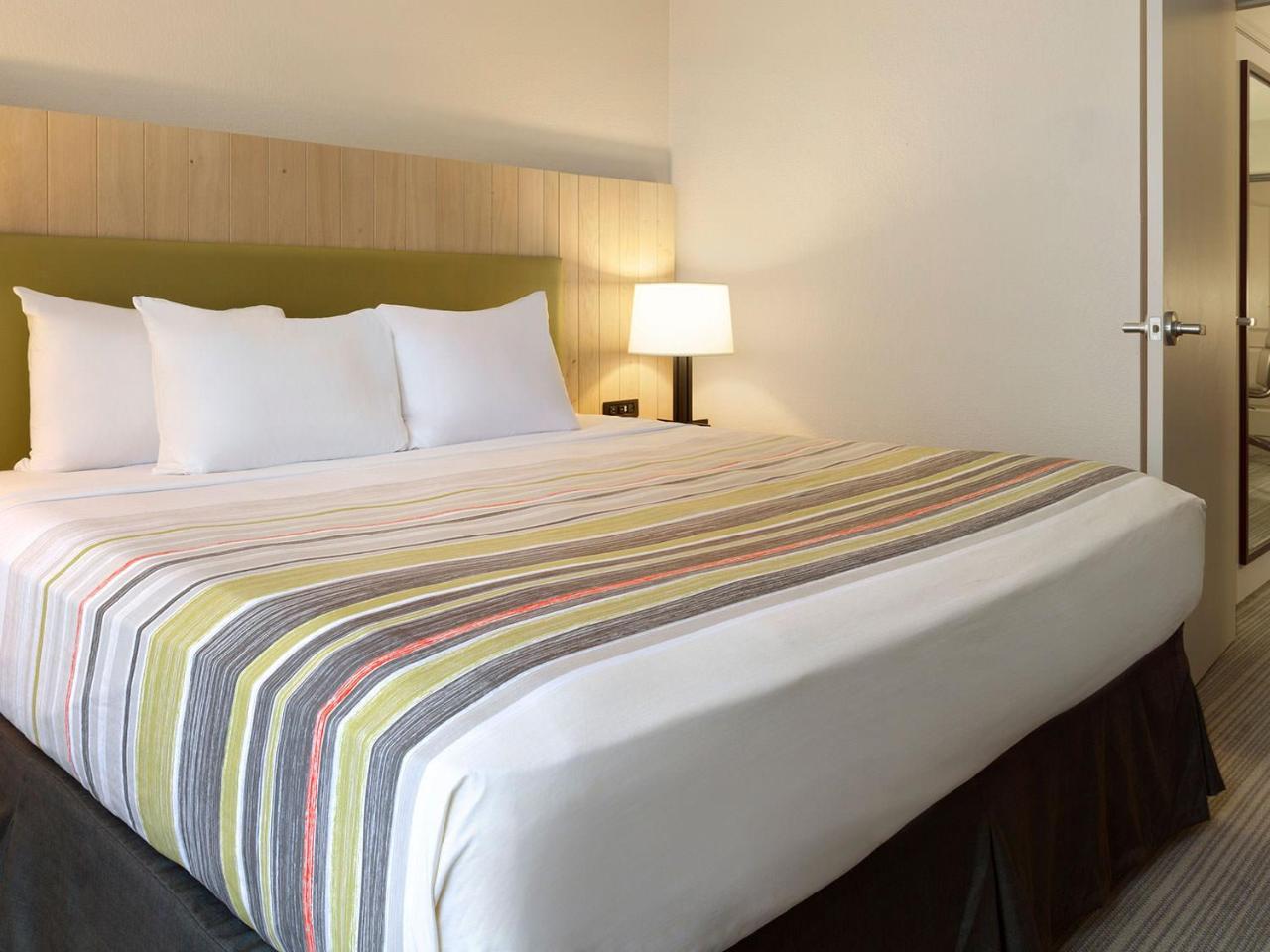 Country Inn & Suites By Radisson, Madison West, Wi Мидлтон Экстерьер фото